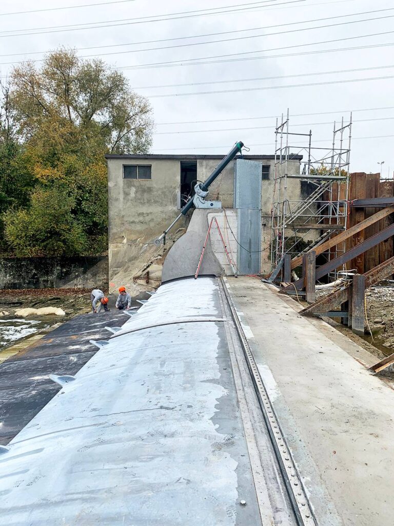 Wehranlage Weinfelden Hydraulikzylinder