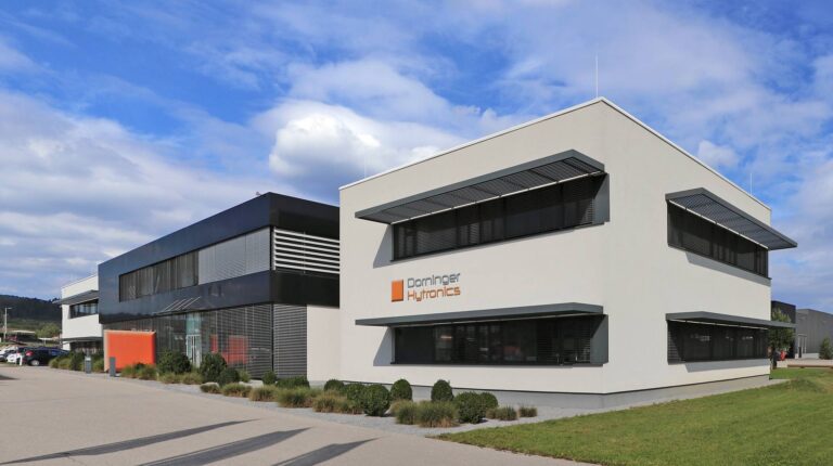 Dorninger Hytronics Firmengebäude_DH 200 x 112 mm
