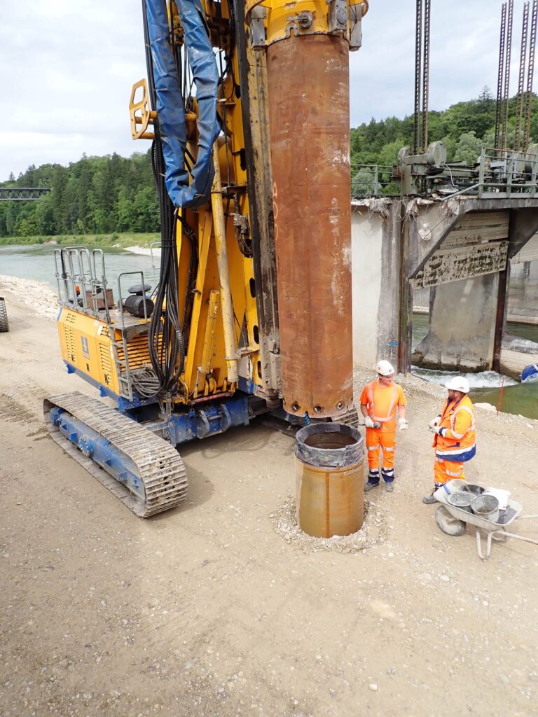 Großhesseloher Wehr