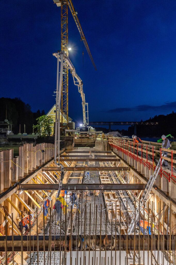 Großhesseloher Wehr