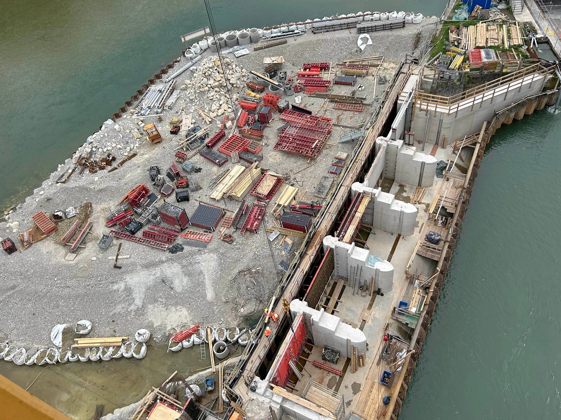 Großhesseloher Wehr