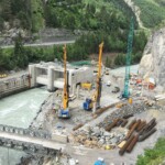 Für die Errichtung der Wehranlage werden rund 12.000 m3 Beton verbaut. Hinzu kommen ca. 16.500 m3 für das Dotierkraftwerk, den Triebwassereinlauf und die Fischwanderhilfe. GKI_Baufortschritt_Juni_2020