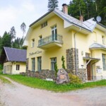 Das fast 100-jährige Nostalgie-Kraftwerk Laas wurde über die letzten Jahre liebevoll renoviert. Kraftwerk Klauss