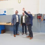 Baudirektor Roger Nager, Conrad Ammann von der aventron AG
und Verwaltungsratspräsident Werner Jauch im Gespräch (v.l.). Kraftwerk Palanggenbach