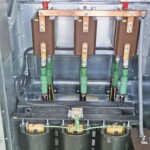 Im Mittelspannungsbereich der Zelle sind die Erregertrafos, drei Sternpunkstromwandler mit der Sternpunktbrücke und drei Ausleitungsstromwandler untergebracht. Kraftwerk Pillbach