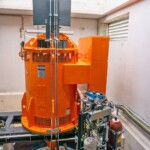 Vertikalachsige Kaplan-Turbine von WWS Wasserkraft mit direkt gekoppeltem Synchron-Generator von Hitzinger beim Kraftwerk Türnitz 2. Kraftwerk Türnitz 2 Generato