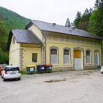 1907/1908 wurde das Kraftwerk Waidisch im Kärntner Rosental errichtet. Das Maschinengebäude, das nun im Zuge der Kraftwerksmodernisierung saniert wurde, stammt noch aus dieser Zeit. In knapp einem halben Jahr ist es dem Kraftwerksteam der Kelag gelungen, das traditionsreiche Kraftwerk wieder auf den neuesten Stand der Technik zu bringen. Kraftwerk Waidisch