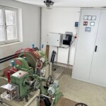Der alte Maschinensatz des Almkraftwerks wurde einem umfassenden Refurbishment-Programm unterzogen und läuft seither wieder wie ein Uhrwerk. Wasserwerke Grimmer_Rauris-6