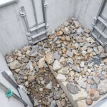 In den Vorbecken sind jeweils vier Öffnungen angebracht, wobei zwei davon stets geöffnet sind. Tests im laufenden Betrieb sollen zeigen, welche von den Fischen am besten angenommen werden. Fischschleuse