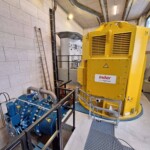 Speziell die Lieferung und der Einbau des über 20 Tonnen schweren Synchrongenerators entpuppten sich als echte Herausforderung. Kraftwerk Spiegelwald