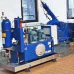 Nach dem professionellen Retrofitprogramm für die 2-düsige Peltonturbine hat sich die Anlagenverfügbarkeit das Kraftwerks Madulain markant verbessert. Troyer Kraftwerk Madulain Krafthaus nach Umbau Titel 190 x 142 mm