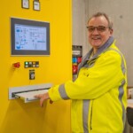 Jürg Blumer, Leiter der Stabstelle Produktion und Liegenschaften bei den tb.glarus, hat den Bau der Anlage von Beginn an begleitet. Trinkwasserkraftwerk Auli Jörg Blumer